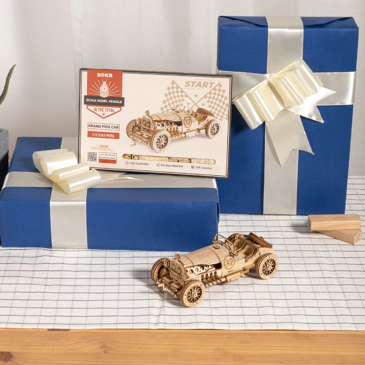 Robotime Rokr 3D Puzzle Movable Steam Train,Car,Jeep Assembly Toy Gift for Children Adult Wooden Model Building Block Kits