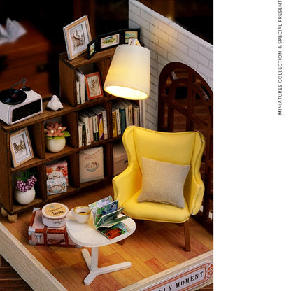 Zonan DIY Miniature Wooden Dollhouse