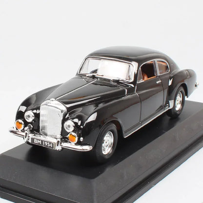 Zonan 1954 Classic Die-Cast Car (1:43)