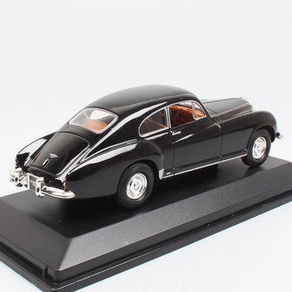 Zonan 1954 Classic Die-Cast Car (1:43)
