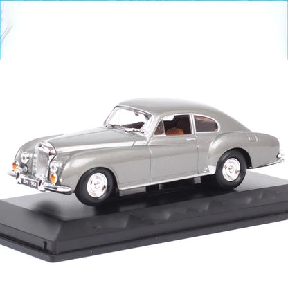 Zonan 1954 Classic Die-Cast Car (1:43)