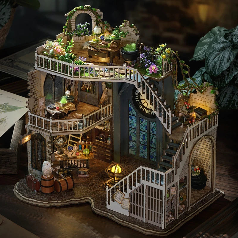 Zonan Wooden Mini Dollhouse Kit